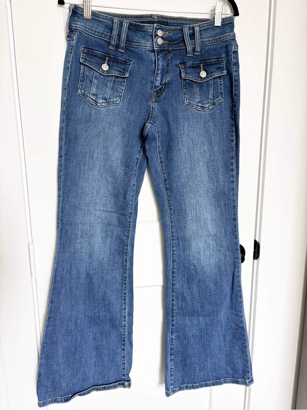 Aeropostale Women's Blue Denim Jeans with Front Flap Pockets 8